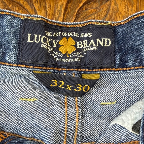 Lucky Brand Jean Cutoffs Size 32 - Picture 2 of 5